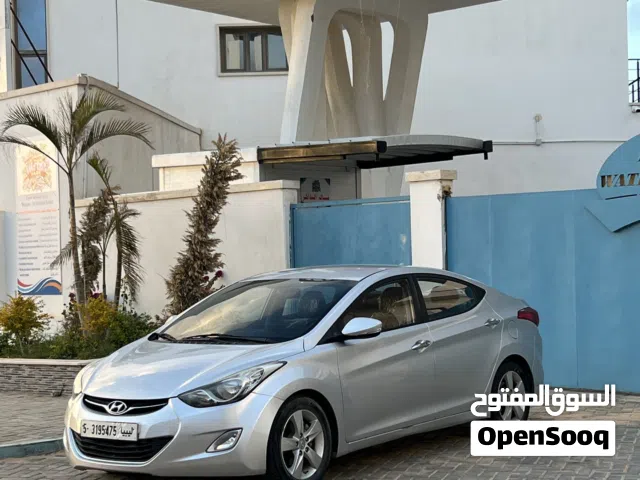 هونداي لنترا 2013 ربي يبارك عيب لا بيع مستعجل كاش حوله عادي