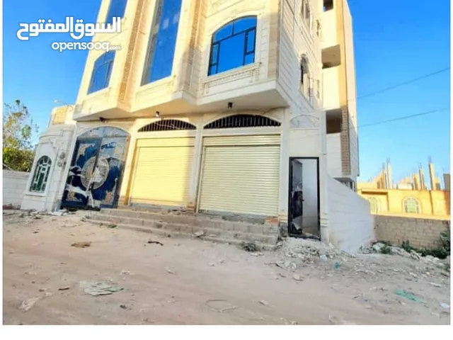 546 m2 5 Bedrooms Townhouse for Sale in Sana'a Bayt Baws