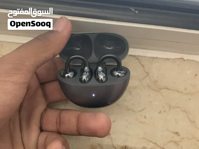 Honor ear clips