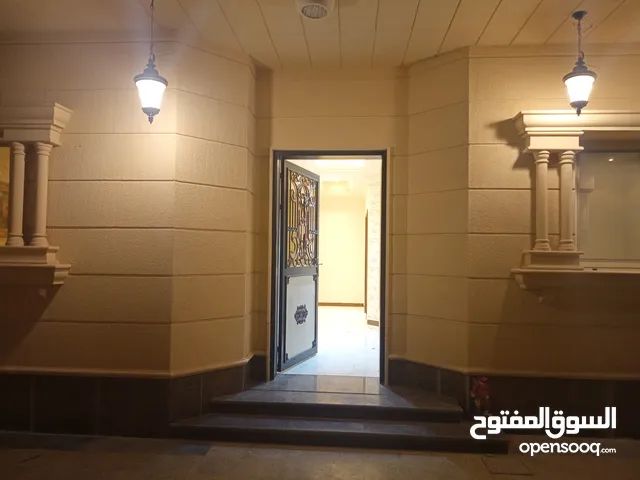 450 m2 4 Bedrooms Apartments for Rent in Al Riyadh Dhahrat Laban