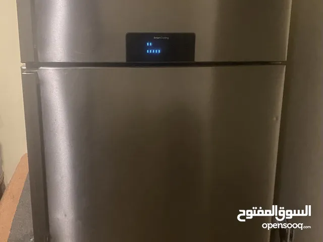 Refrigerator / Fridge