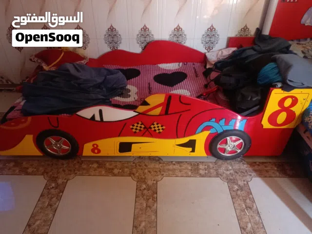 جربايه اطفال علا شكل سياره