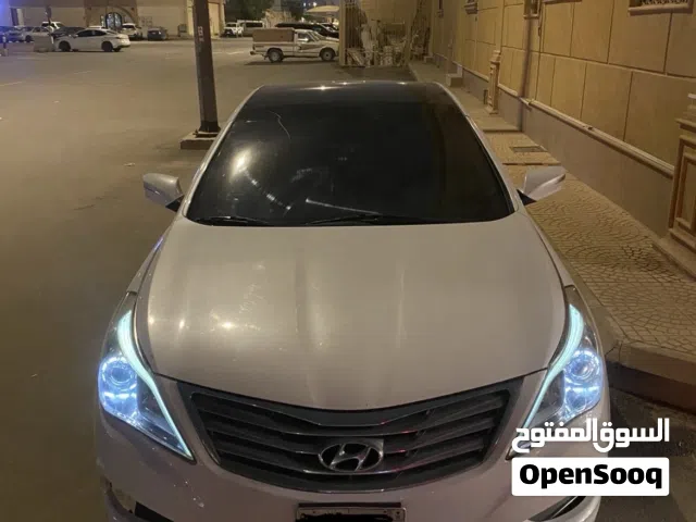 2012 هيونداي ازيرا GL