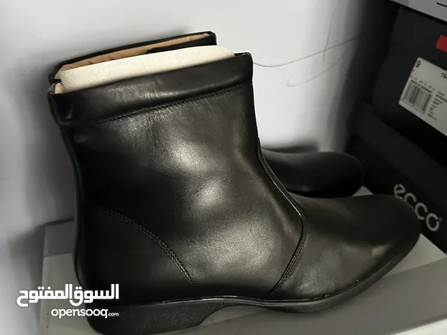 47 Casual Shoes in Muscat