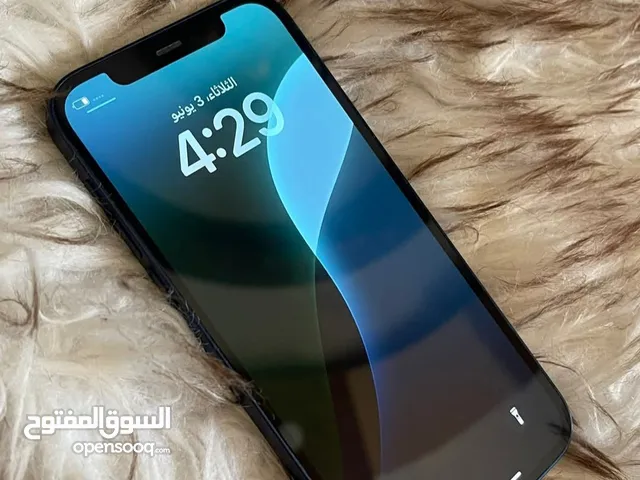 ايفون 12 عادي استعمال جدااا كل اشي فيه شغال مو مدبل بيه ايشي محتاج فلوس وعشان هيك رح ابيعوبسعر لقطة