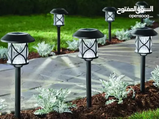 مصابيح حديقة تعمل بالطاقة الشمسية