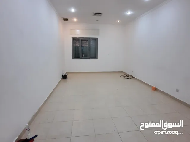 150 m2 3 Bedrooms Apartments for Rent in Mubarak Al-Kabeer Abu Ftaira