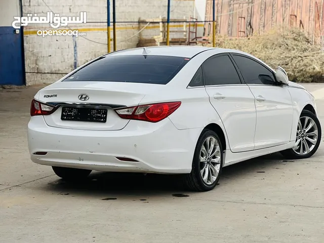Used Hyundai Sonata in Tripoli