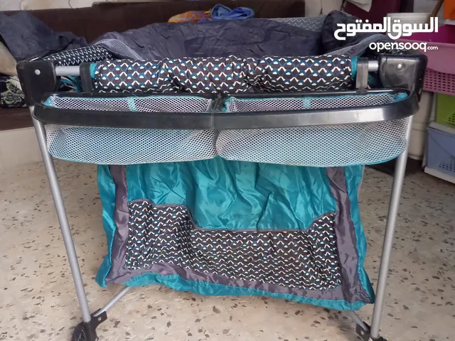 سرير اطفال متحرك داخلي وخرجي شغل رحل سفر جديد وكاله غير مستعمل