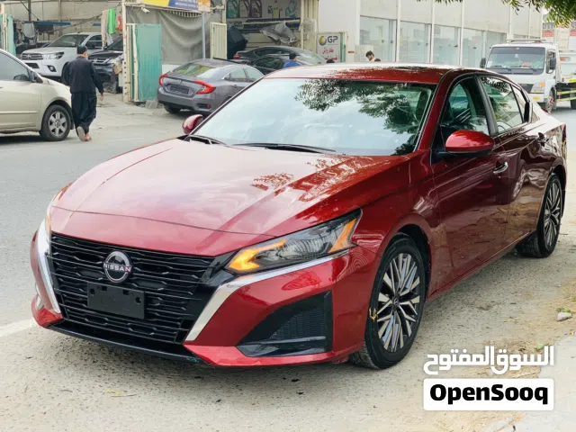 nissan altima 2023