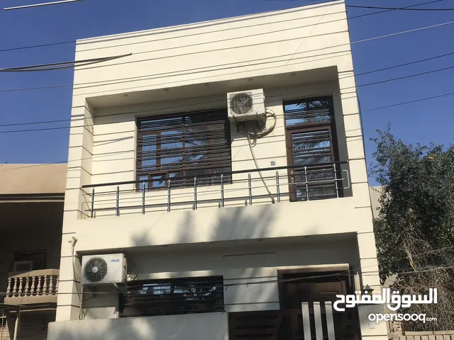 120 m2 3 Bedrooms Townhouse for Sale in Baghdad Safarat