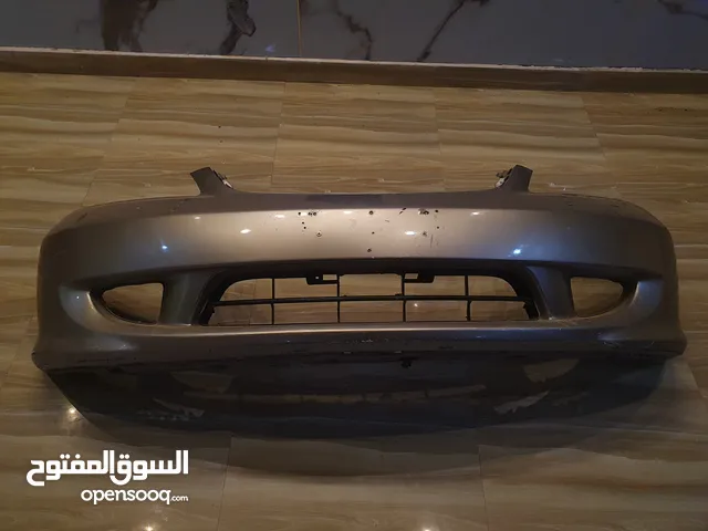 للبيع بنفر هوندا سيفيك وجناح خلفي من 2004..2005