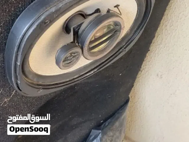 صندوق سماعات ..