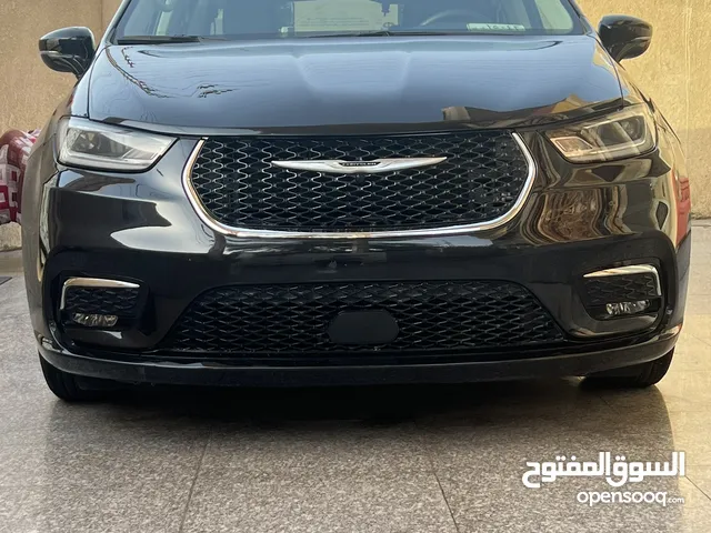 Chrysler Pacifica 2022 in Basra