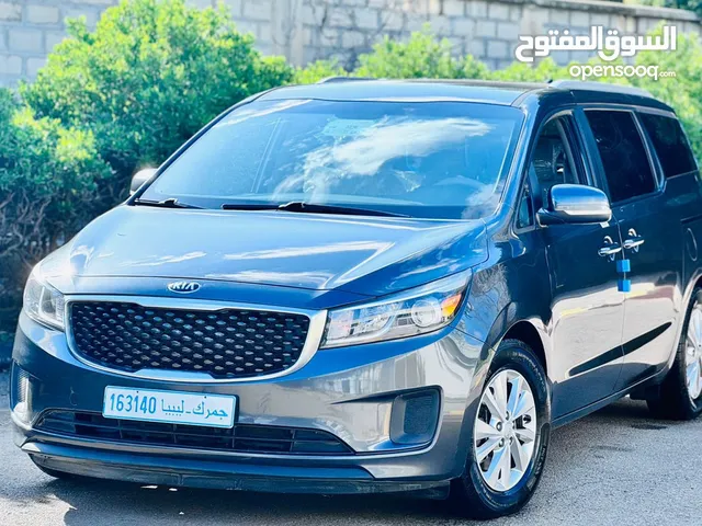 Used Kia Sedona in Tripoli