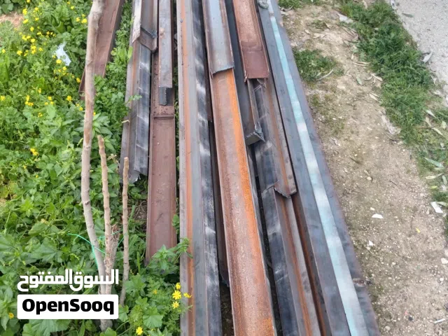حديد H 12 اطوال مختلفه من 270 ولغاية 6 متر عدد 47 حبه بحاله ممتازه