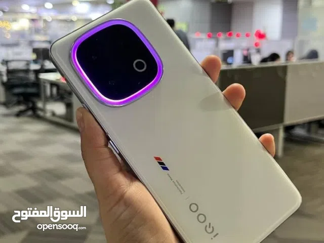 VIVO IQOO 13 5G BRAND NEW 16GB RAM 512GB STORAGE FOR SALE