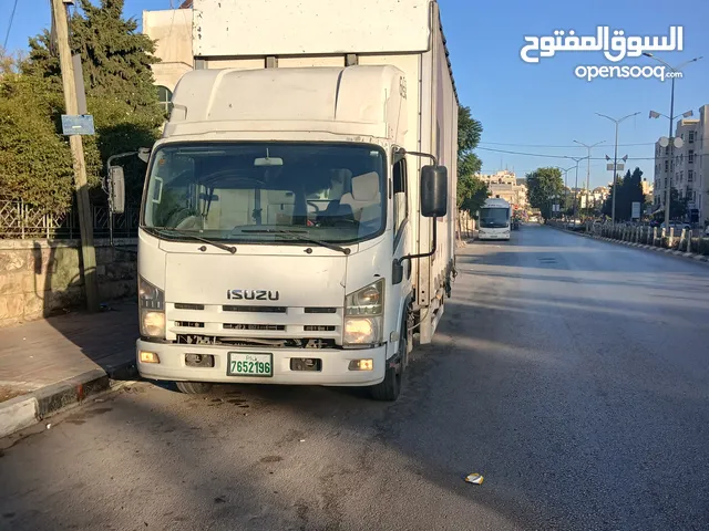 Box Isuzu 2015 in Nablus