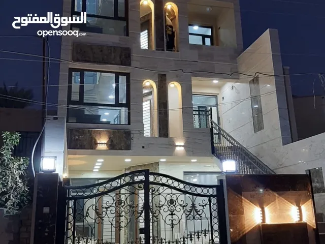 200 m2 More than 6 bedrooms Townhouse for Sale in Baghdad Ameria