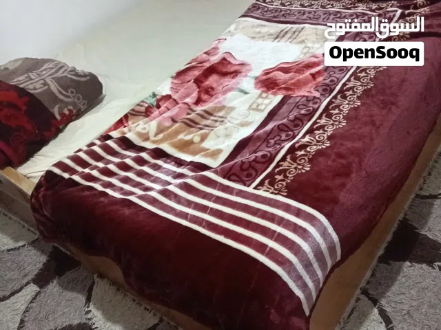 تخوت مفرد عدد 2 للبيع