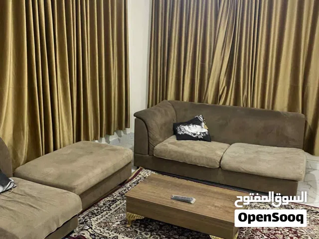 استوديوا داروحمام وصالة ومطبخ مطلوب عنصر نساىي فقط يستحسن اجانب