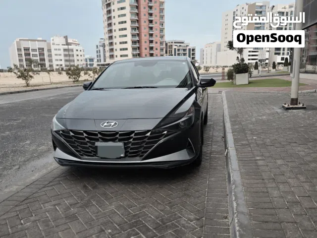 2022 Hyundai Elantra – Mid Option  Automatic  Excellent Condition 2.0L 4-Cylinder