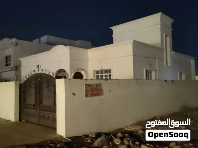 220 m2 3 Bedrooms Townhouse for Sale in Muscat Amerat