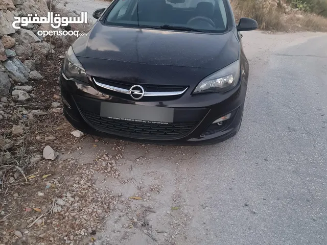 اوبل استرا بسعر مغري انتهز الفرصه