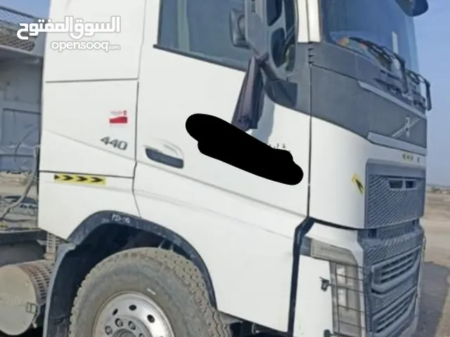 Truck Volvo in Al Dakhiliya