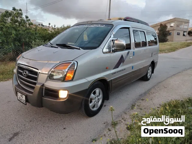2005 هيونداي H1 Standard