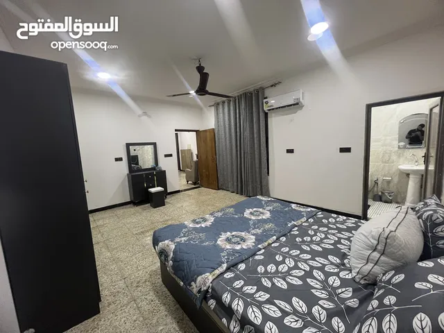 75 m2 1 Bedroom Apartments for Rent in Baghdad Falastin St