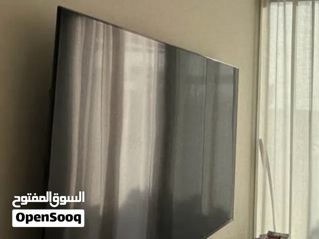 Samsung 50inch Smart Crystal 4K UHD LED TV WITH led lights strips