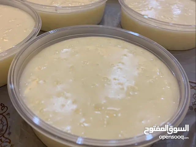 حلويات رز بالحليب والمهلبية بطعمه اللذيذ والمميز بنوزع على المقاهي ومحلات الألبان والاجبان والقهاوي
