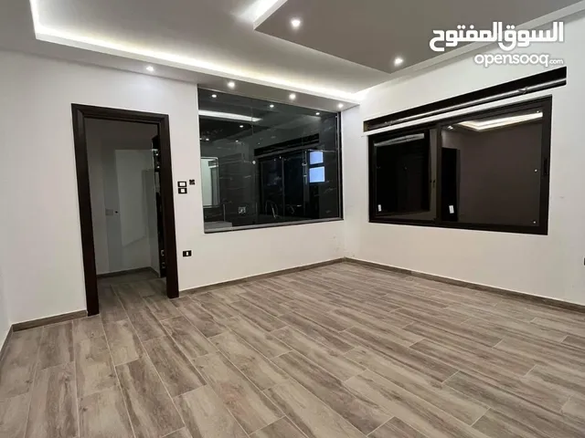 225m2 3 Bedrooms Apartments for Sale in Amman Hjar Al Nawabilseh
