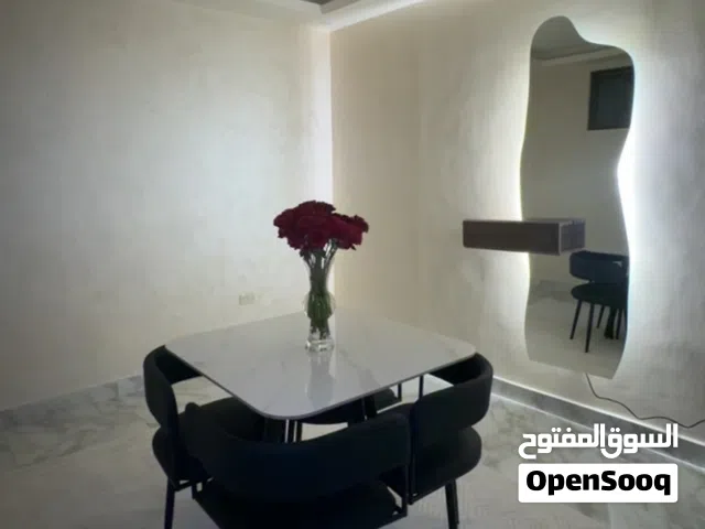 طاولة طعام رخام