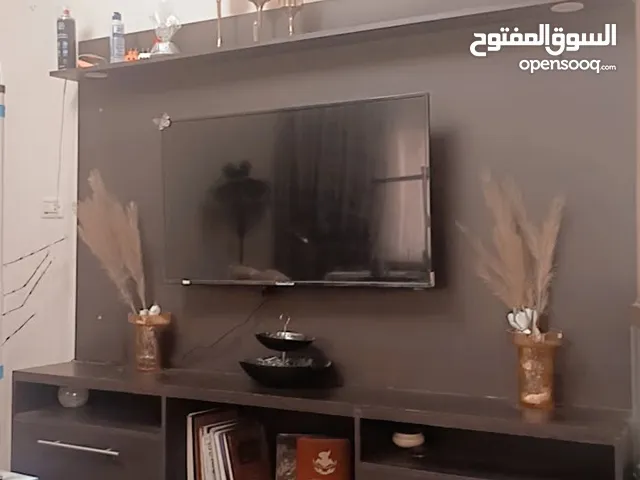 خزانه تلفزيون اكبر حجم تغطي 2 م وارتفاع185
