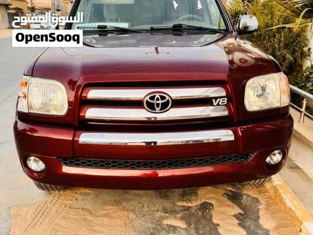 تويوتا تندرا استراد حديث خالية من الحوادث شاصي نضيف خالي من البخ كربون الأصلي بالكشف اطارات نضيفة