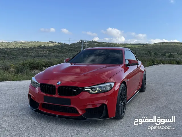 BMW M4 COMPETITION