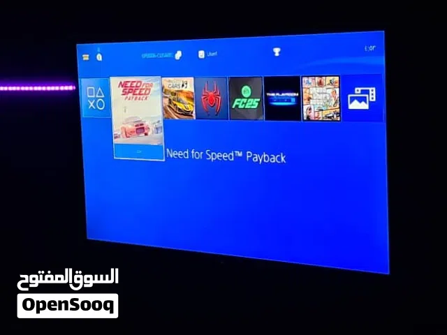 شاشة 43بوصه تلاته مداخل اتش دي عاديه مش نت مستعمله استعمال نضيف بريموتها ومعاها قاعدة متحركه