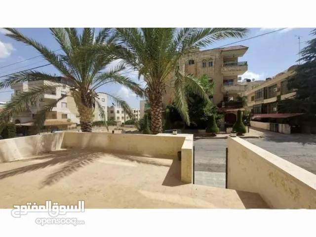 191 m2 3 Bedrooms Apartments for Sale in Amman Um El Summaq