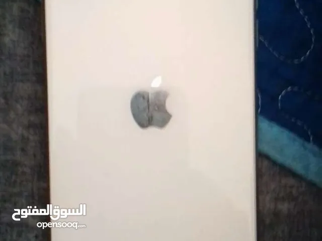 آيفون 11  رام الله