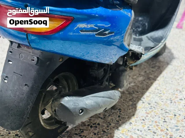 2000 ياماها أخرى