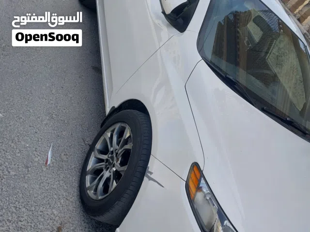 2012 كيا سيراتو EX