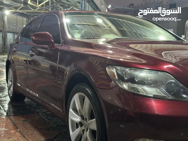 Used Lexus LS in Amman