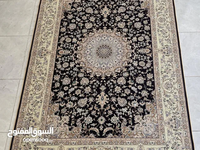 سجاد مانع للانزلاق