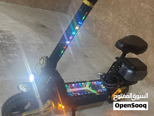 سكوتر kugoo m5 mini plus من افضل انواع السكوترات و حجم كبير و قوي جدا و مواصفات عالية الجودة