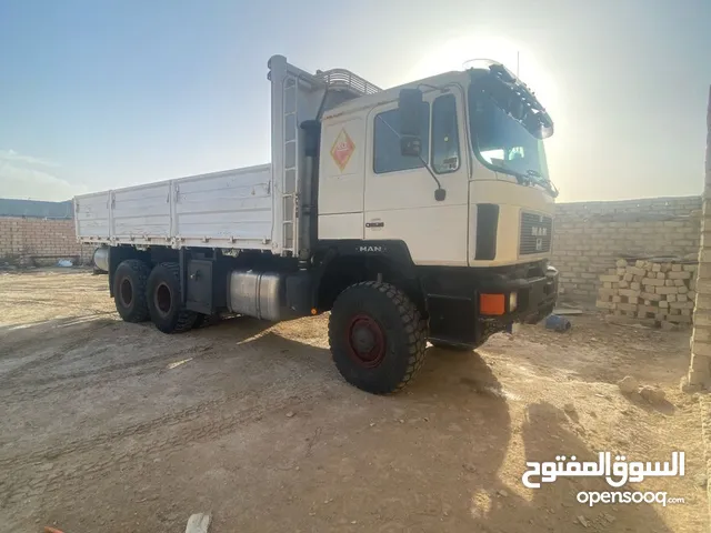 شاحنة مان تم تخفيف السعر 180 الف