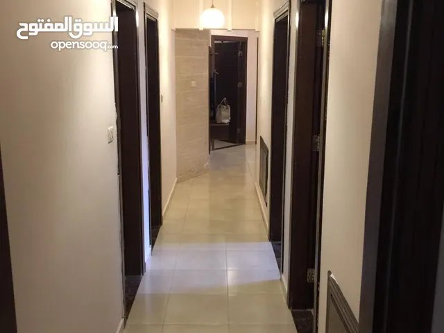 شقة مفروشة للايجار مع ترس كبير شفا بدران وانترنت قرب جامعة العلوم التطبيقية والاكاديمية الكندية