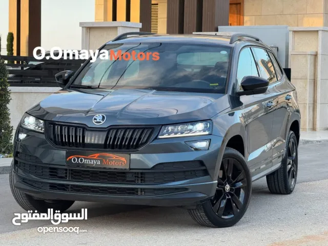 عرض خاص وحصري لأصحاب الإعفاءات الجمركية! سكودا كاروك سبورت لاين بلاك إيديشن متورفر ديزل+بنزين