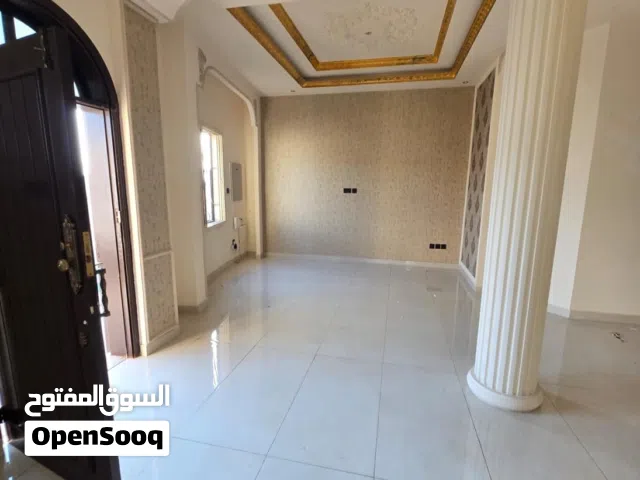 4000 ft² 4 Bedrooms Villa for Rent in Sharjah Al Fisht